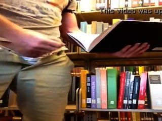 Cumming En Un Libro